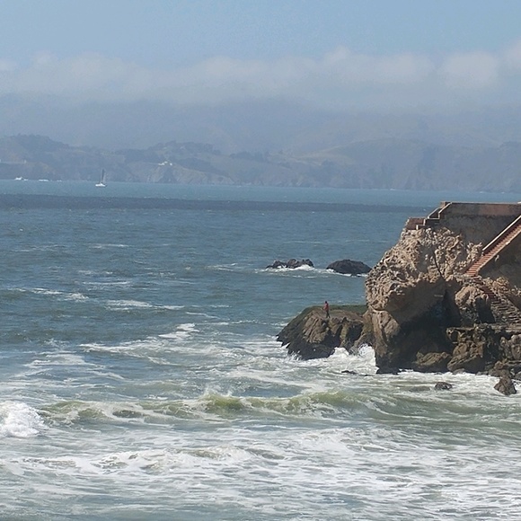 Meet your Posher, B - Picture 1 of 1